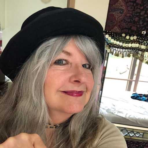 Profile image for pet sitter MARIAN