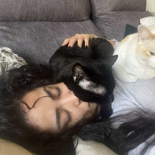 Profile image for pet sitter Amina