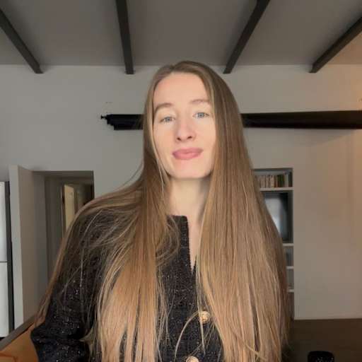 Profile image for pet sitter Nita