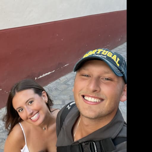 Profile image for pet sitters Bodhi & Emily