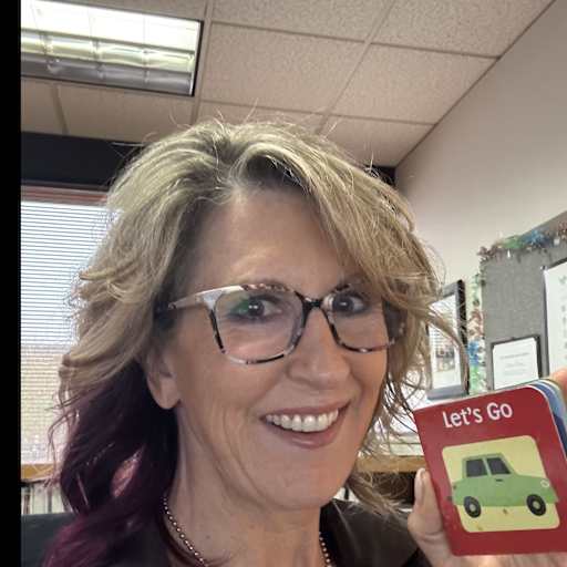 Profile image for pet sitters Renee & Jay