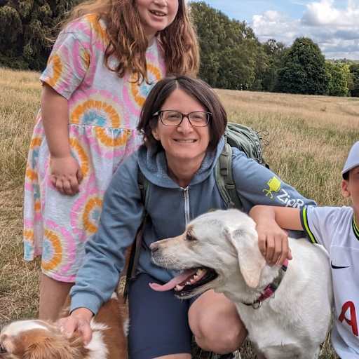 Profile image for pet sitters Noemie & Iddo