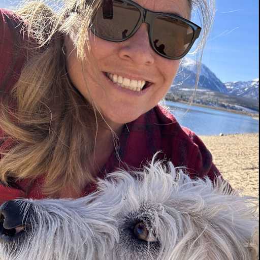 Profile image for pet sitters Taralyn & Kevin