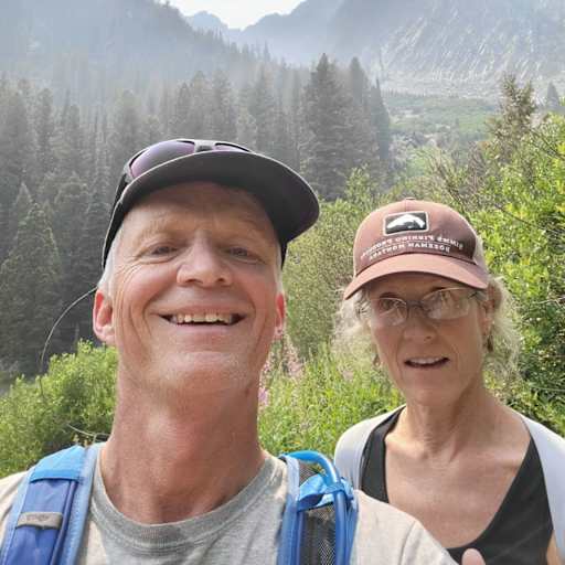 Profile image for pet sitters Wendy & Douglas