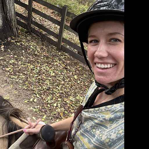 Profile image for pet sitter Crystal