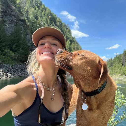 Profile image for pet sitters Kira & Michael