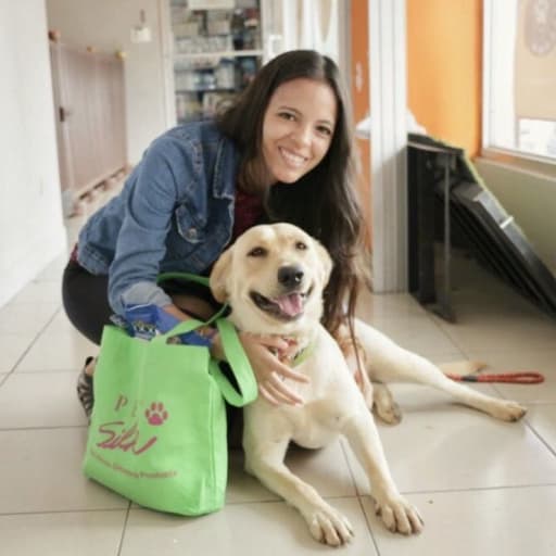 Profile image for pet sitters Paola & Yannis