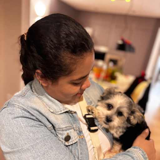 Profile image for pet sitter Marisol