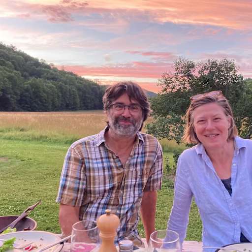 Profile image for pet sitters jim & Susan