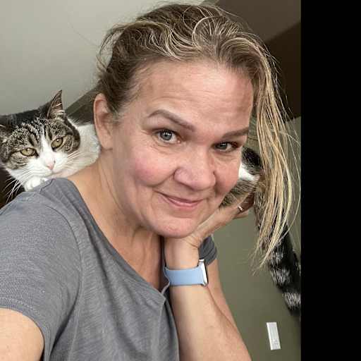 Profile image for pet sitters Karen & Glenn