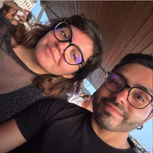 Profile image for pet sitters Eileen & Felipe