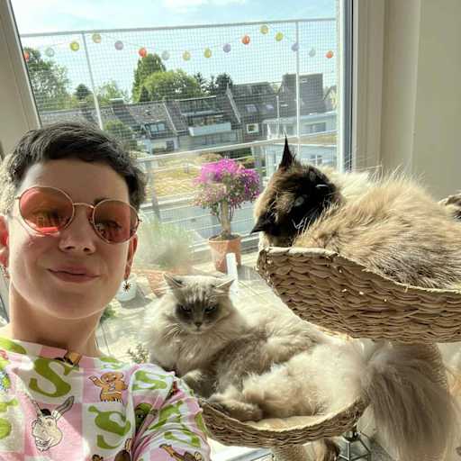 Profile image for pet sitters Georgina & János