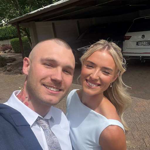 Profile image for pet sitters Kaylee & Ryan