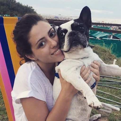 Profile image for pet sitter Camila