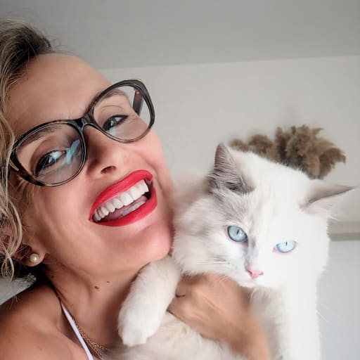 Profile image for pet sitter Vanessa