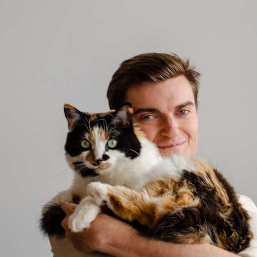 Profile image for pet sitter Amos