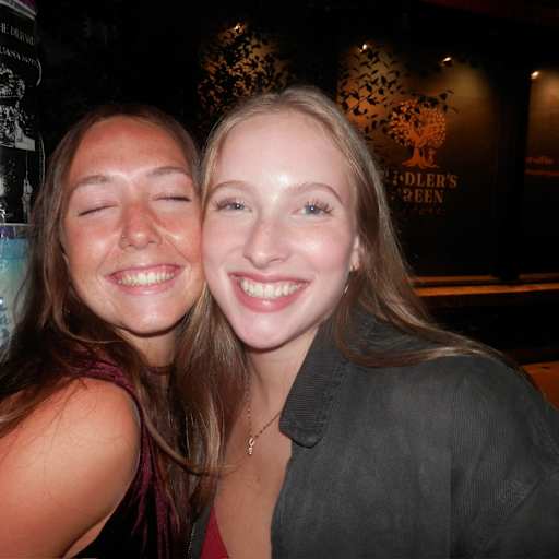 Profile image for pet sitters Rachel & Lauren