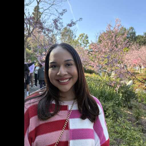 Profile image for pet sitter Rebeca