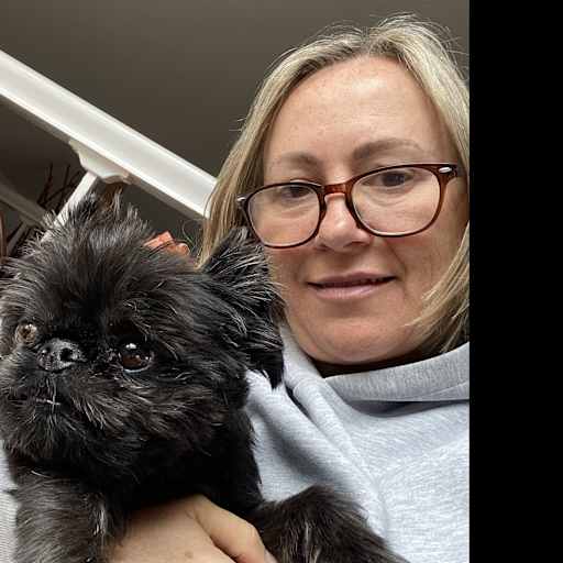 Profile image for pet sitter Louise