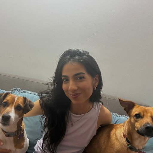 Profile image for pet sitter Gina Catalina