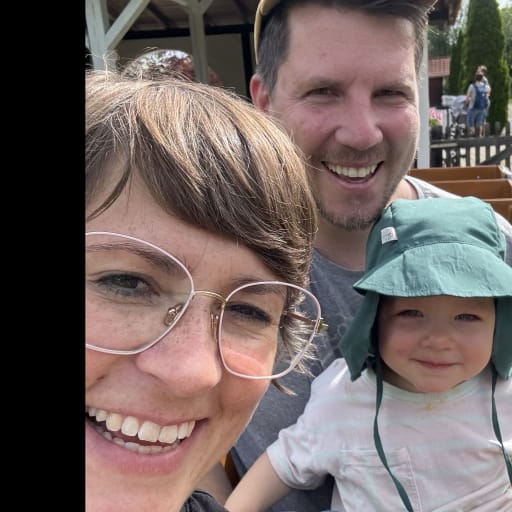 Profile image for pet sitters Julia & Oliver