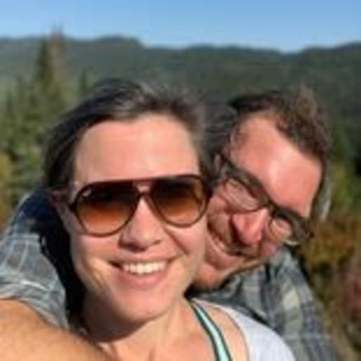 Profile image for pet sitters Marie & Jacob