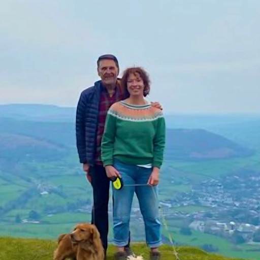 Profile image for pet sitters Lee & Neil