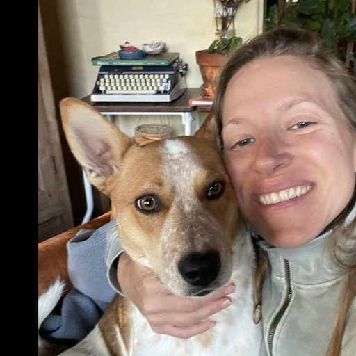 Profile image for pet sitter Allison