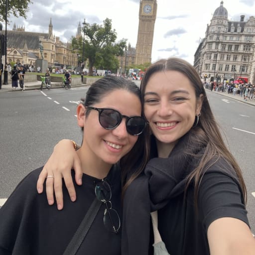 Profile image for pet sitters Micaela & Gisela