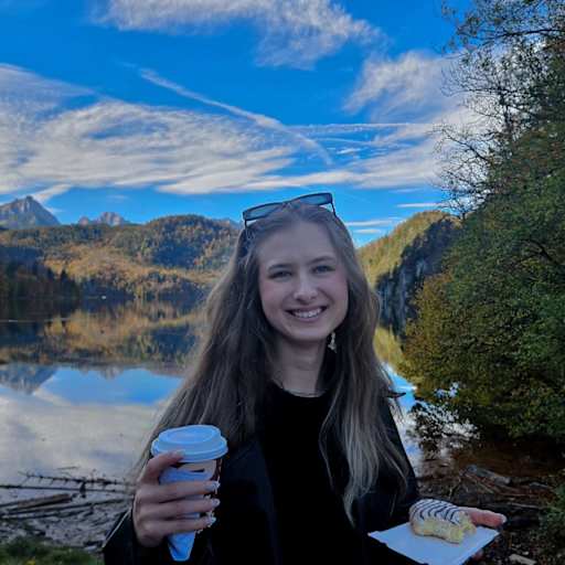 Profile image for pet sitter Morgan