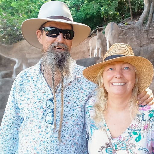 Profile image for pet sitters Kaylee & Malcolm