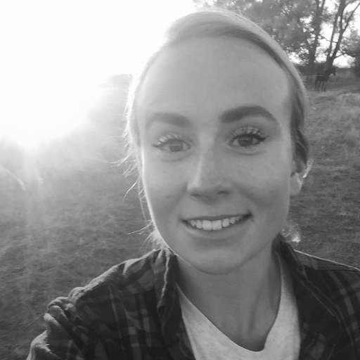 Profile image for pet sitter Whitney