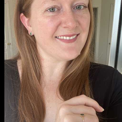 Profile image for pet sitter Claudia