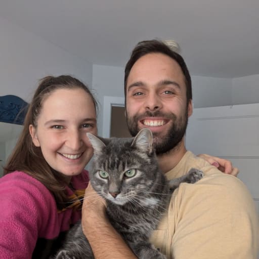 Profile image for pet sitters Francis & Joanie