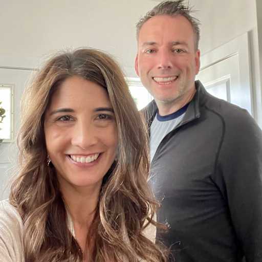 Profile image for pet sitters Lisa & Quinn