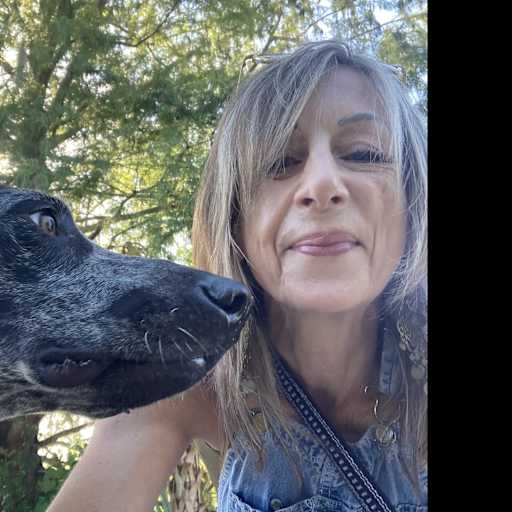 Profile image for pet sitter Andrea