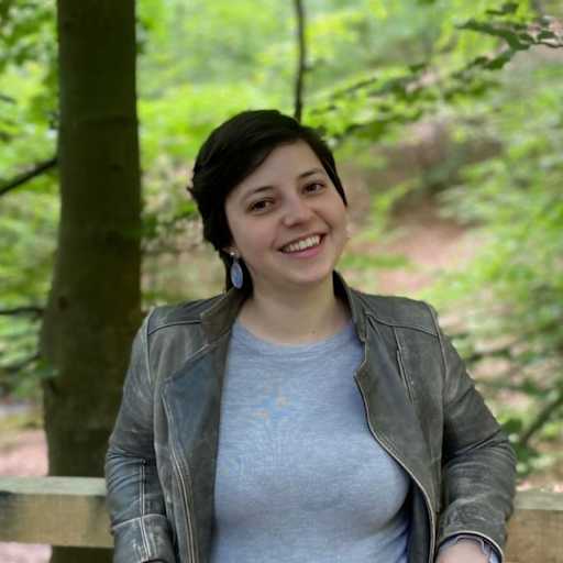 Profile image for pet sitter Gabriela