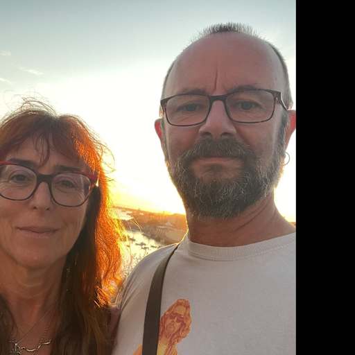 Profile image for pet sitters Wendy & Christian