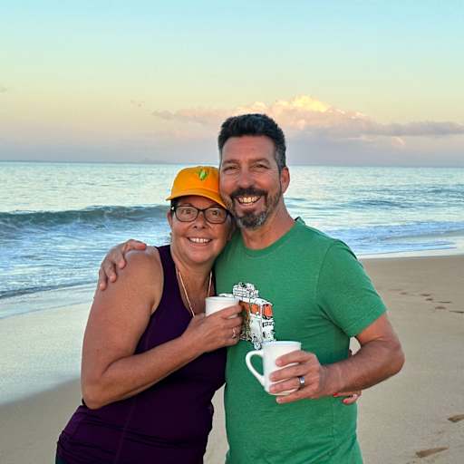 Profile image for pet sitters Susan & Sal