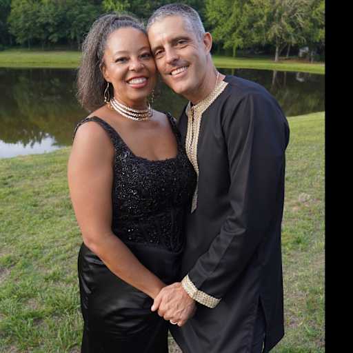 Profile image for pet sitters Tiffany & Colin