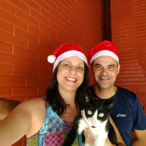 Profile image for pet sitters Adriana & Jonhny