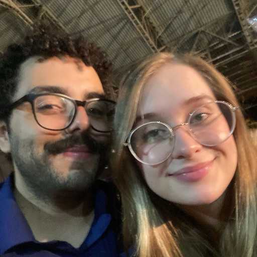 Profile image for pet sitters Sara & Bruno