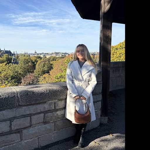 Profile image for pet sitter Grace