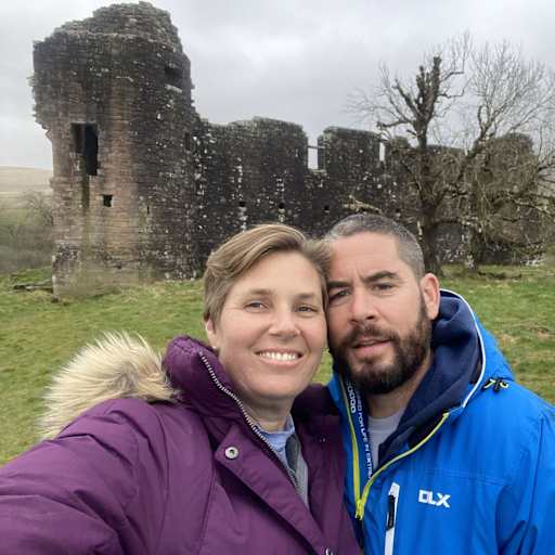 Profile image for pet sitters Belinda & Richard