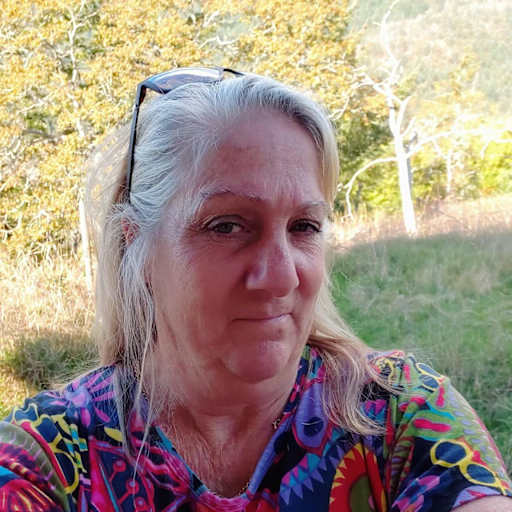 Profile image for pet sitter Robyn