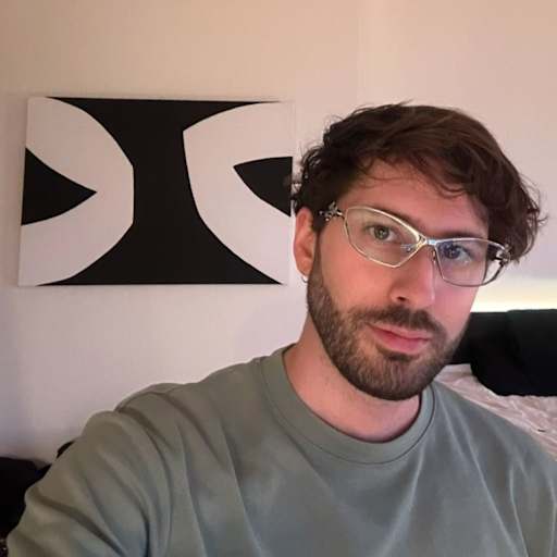 Profile image for pet sitter Pierre Alexandre