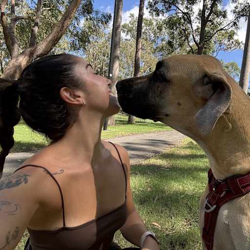 Profile image for pet sitter celia