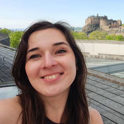 Profile image for pet sitter Laura