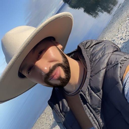 Profile image for pet sitter Roman