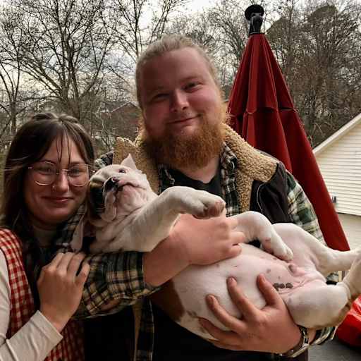 Profile image for pet sitters Emily & Dylan